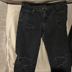 Mens rue21 ripped styled Jeans size 34